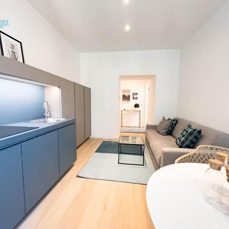 Апартаменты Slataper 9 Tirabora Short Rent Триест Экстерьер фото